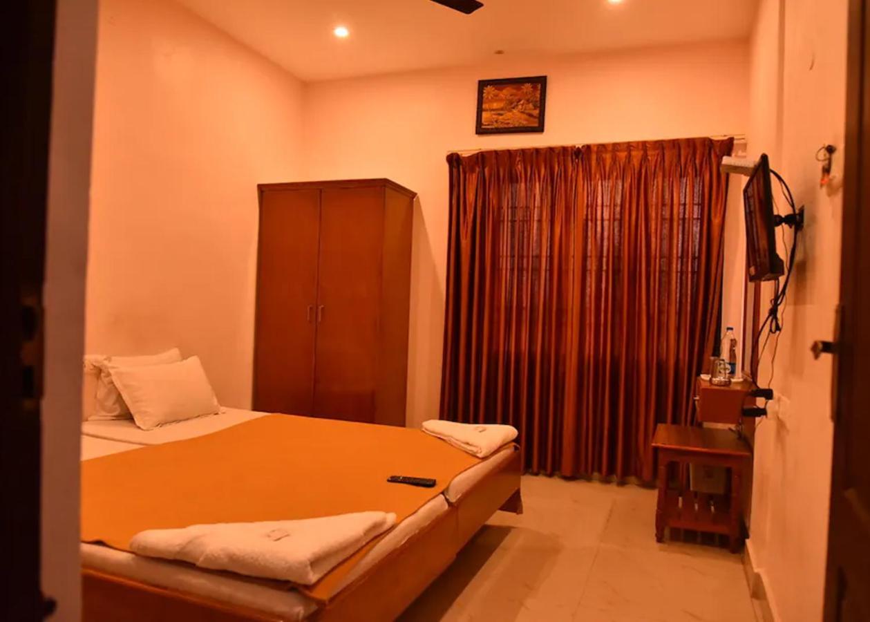 Le Pondy Paradise Virāmpattinam Exterior photo